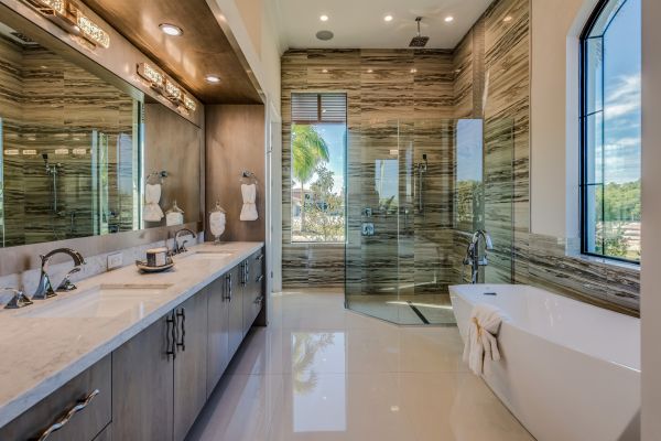 Cost of Luxury Bathroom Remodeling in Peyton